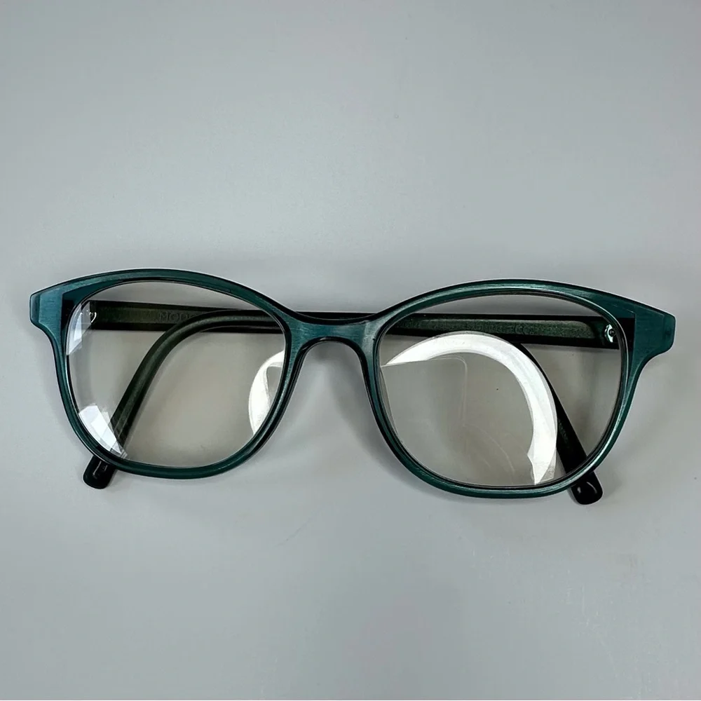 Missoni teal women’s‎ eyeglasses w/ magnetic closure brown case & cleaning cloth